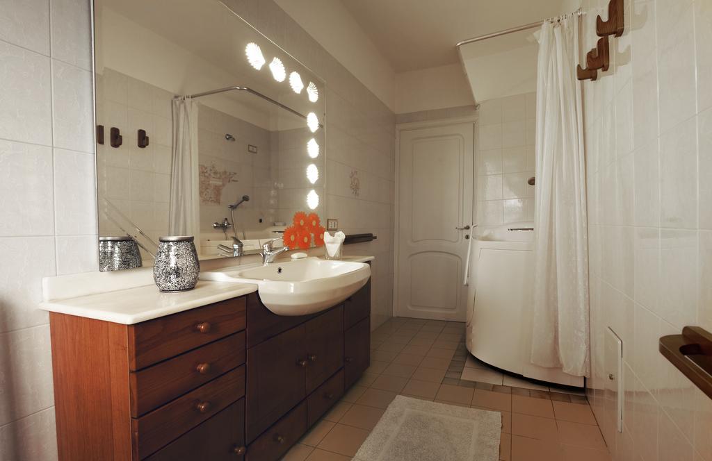 Dimora Rinaldi Apartment เอมโปลี ภายนอก รูปภาพ
