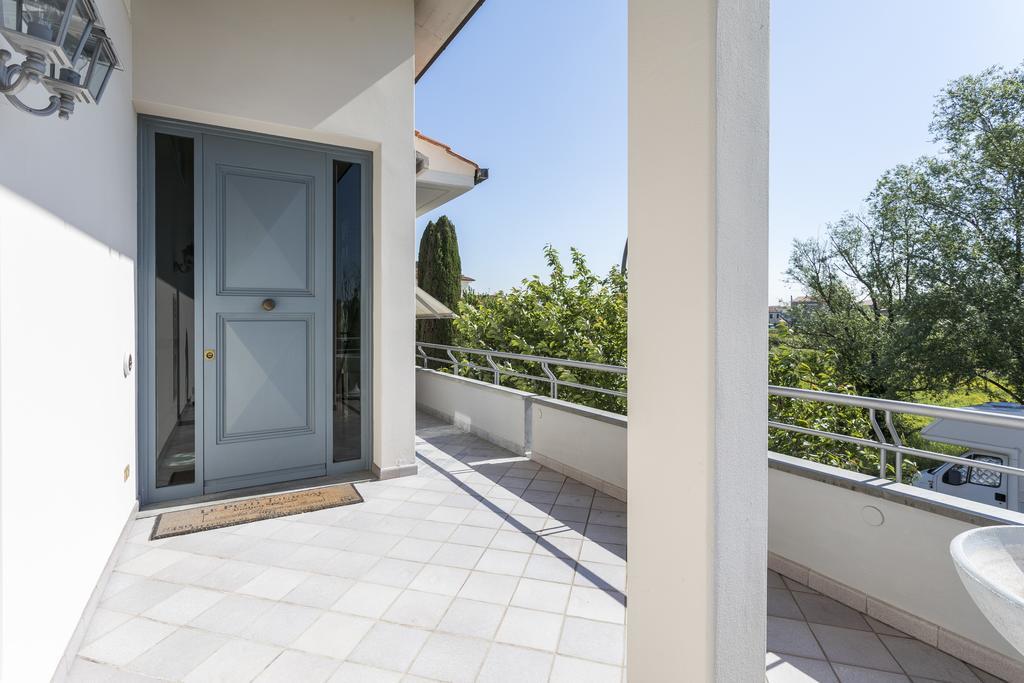 Dimora Rinaldi Apartment เอมโปลี ห้อง รูปภาพ