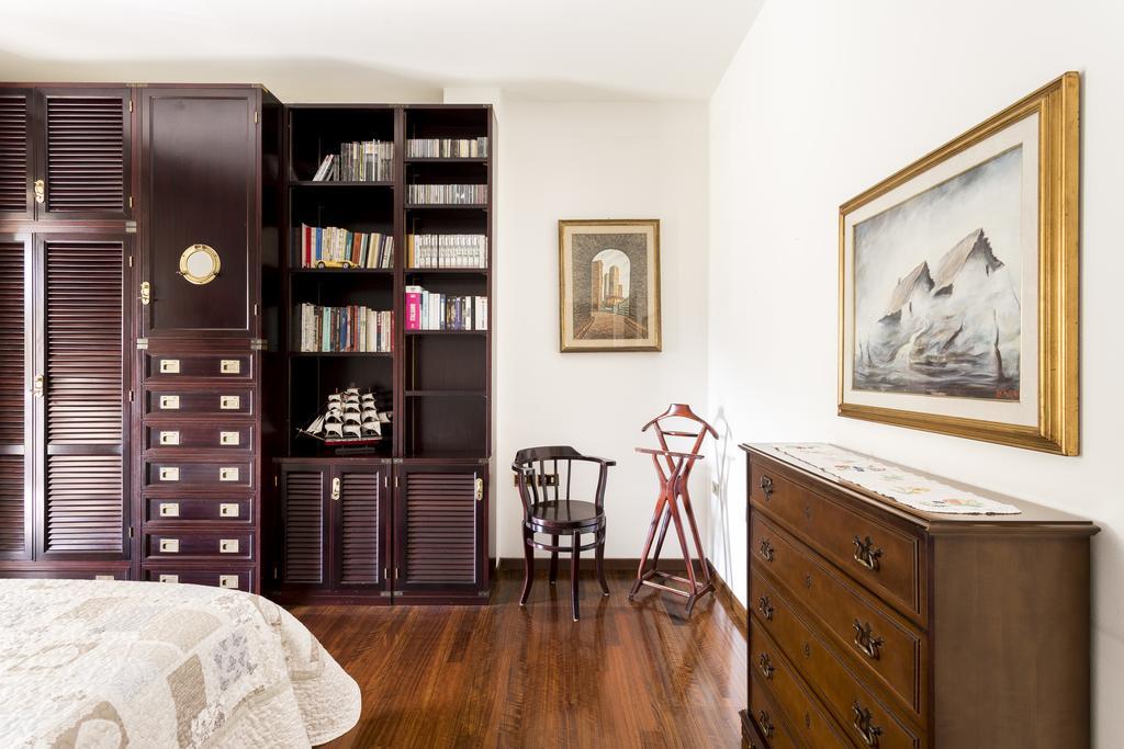 Dimora Rinaldi Apartment เอมโปลี ภายนอก รูปภาพ