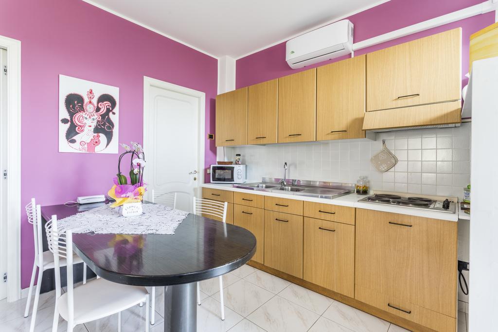 Dimora Rinaldi Apartment เอมโปลี ภายนอก รูปภาพ