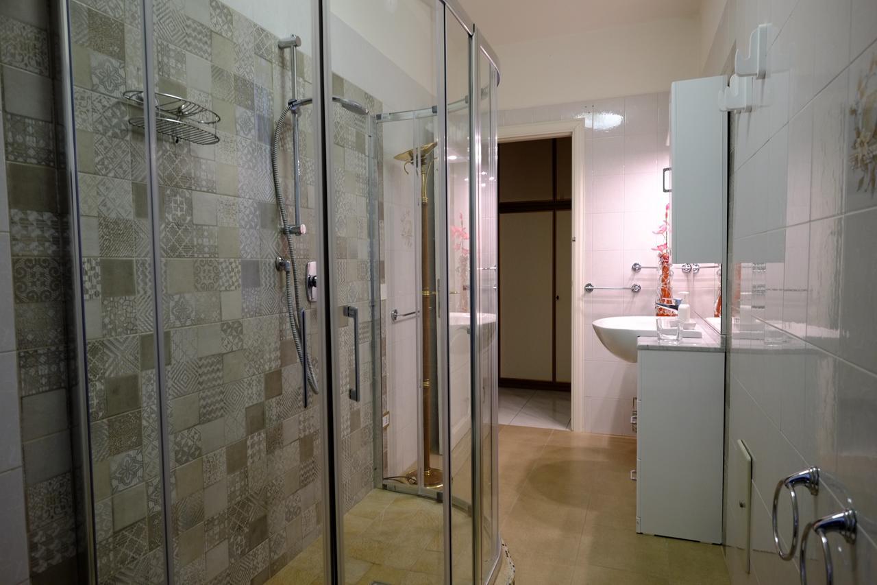 Dimora Rinaldi Apartment เอมโปลี ภายนอก รูปภาพ